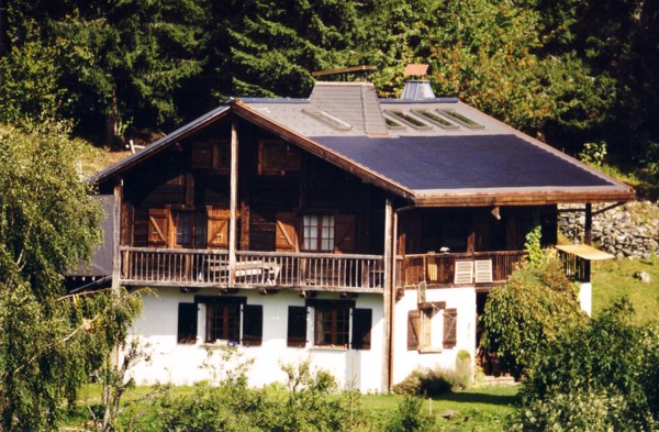 couverture en shingles photovoltaques